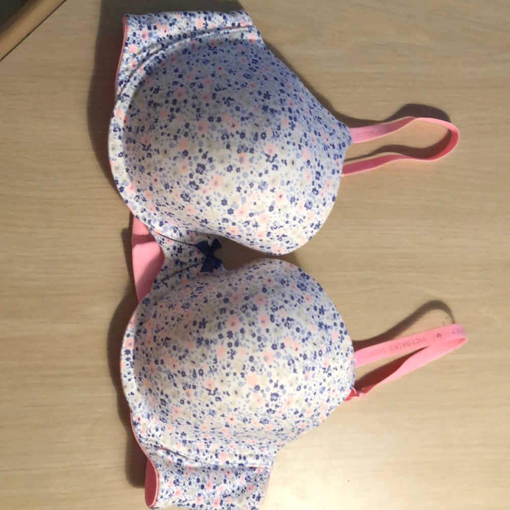 Victoria secret bra